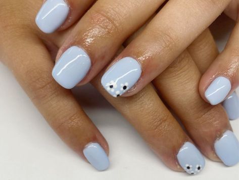 Simple Nail Designs to DIY | IPSY Spring Nails Simple Design, Nail Ideas With Simple Designs, Simple May Nails Short, Cute Nail Art Ideas For Short Nails, Shilac Short Nails, Pretty Nail Inspo Short, Nail Art Simple Spring, Simple Nail Manicure, Cute Nails Gel Short Simple