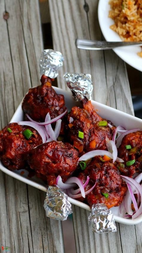 Lollipop Chicken, Chicken Lollipop, Tandoori Recipes, Chicken Starter Recipes, Indian Food Photography, Chicken Lollipops, Chicken Fry, Indian Chicken Recipes, Spicy Chicken Recipes