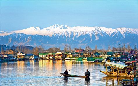 Family sojourn to Kashmir: Paradise on earth http://www.tripoto.com/trip/family-sojourn-to-kashmir-paradise-on-earth-226227  #Pictures #nature #travel #Paris #tripoto Kashmir Trip, Kashmir Tour, Kashmir India, Best Honeymoon Destinations, India Tour, Srinagar, Jammu And Kashmir, Hill Station, Paradise On Earth