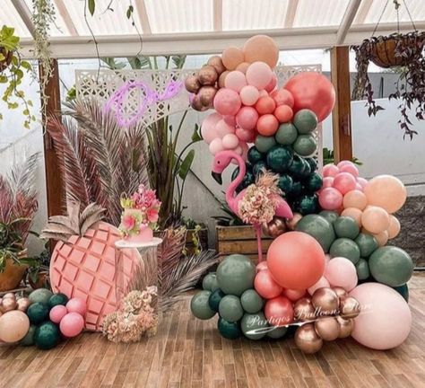 Tropical Balloon Arch, Balloon Arch Tape, Organic Balloon Arch, Flamingo Balloons, Flamingo Themed Party, Ballon Party, Photo Balloons, Flamingo Theme, Fiesta Tropical