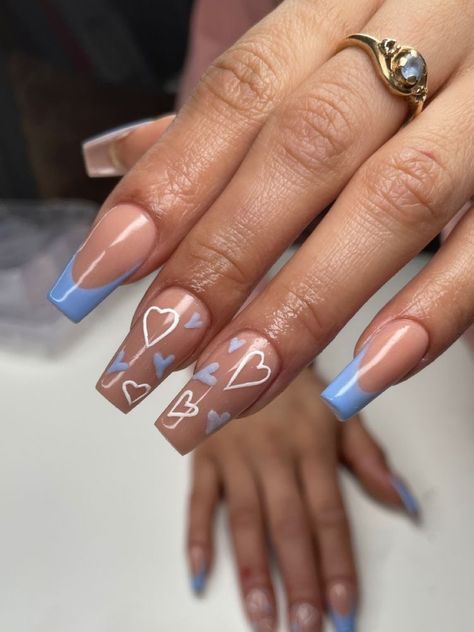 Simple Gel Nail Designs French Tip, Heart Summer Nails, Hidden Letter Nails, Summer Nail Inspo Coffin Medium, Short Holiday Nail Designs, Cute Holiday Nails Summer, White Holiday Nails Summer, Nail Inspo Holiday, Cute Nails With Hearts