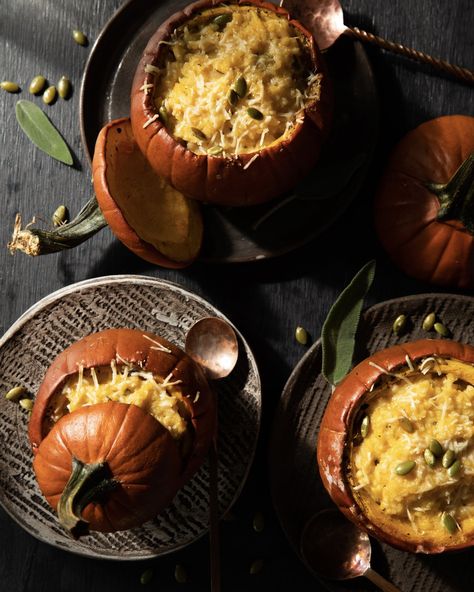 Pumpkin Risotto — TABLE MAGAZINE Pumpkin Risotto Recipes, Fruit Dip Recipe, Easy Fruit Dip, Creamy Risotto, Rioja Wine, Main Salad, Pumpkin Vegetable, Stuffed Pumpkin, Baked Butternut Squash