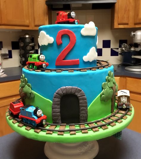 Thomas the train cake Train Birthday Party Cake, Thomas Train Birthday Cake, Thomas The Train Birthday Cake, Thomas Birthday Cakes, Thomas The Train Cake, Thomas Cake, Thomas Train Birthday, Train Cupcakes, Thomas Party