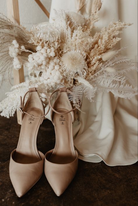 Bride Shoes Winter, Tan Wedding Shoes, Shoes Neutral, Harvest Wedding, Boho Heels, Boho Wedding Shoes, Bridesmaids Shoes, Tan Wedding, Wedding Shoes Bride