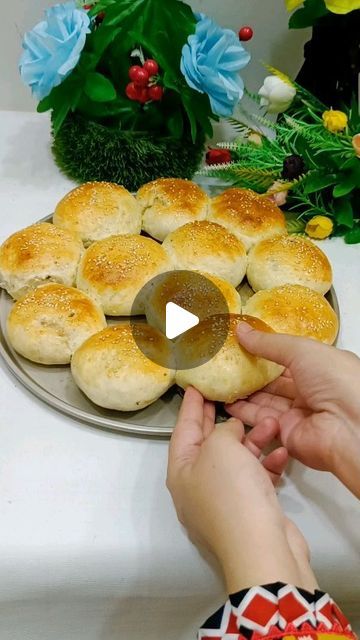 Chicken Buns, Pav Recipe, Buns Recipe, Bun Recipe, Cooking Videos, May 31, Buns, Bread, Chicken