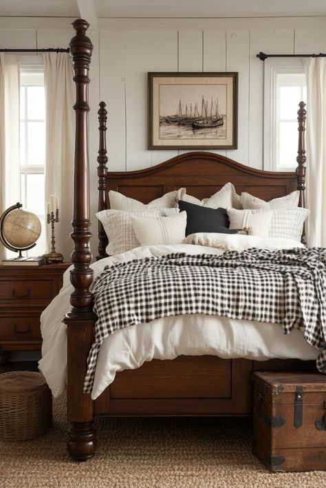 Colonial Classics Boudoir Bed Headboard Traditional, Cozy Colonial Bedroom, Colonial Style Bedroom Master Suite, Antique Bedframe Ideas, Colonial Master Bed, 1890 Bedroom, Antique Traditional Home Decor, Colonial House Interior Design Bedrooms, Classic American Bedroom