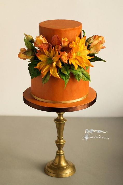 Birthday Cake For Women Flowers, Cake Yellow Flowers, Orange Color Cake, Yellow Flower Cake, Orange Birthday Cake, Birthday Cake For Women, Cake For Women, Cake Yellow, Flower Sugar Cookies