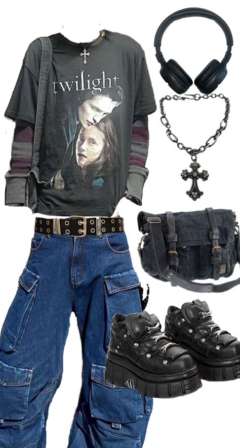 Cross Necklace Grunge, Grunge Messenger Bag, Baggy Grunge Outfit, Cargo Jeans Y2k, Belt Grunge, Cargo Jeans Outfit, Grunge Cross, Necklace Grunge, Metal Outfit