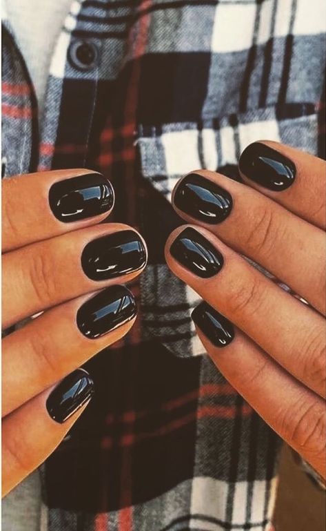 Black Round Nails Short, Black Manicure Short Round, Black Gel Nails Short Round, Very Short Gel Nails Black, Dark Shellac Nails, Short Dark Nail Inspiration, Super Short Black Nails, Black Gel Toe Nails, Short Black Chrome Nails