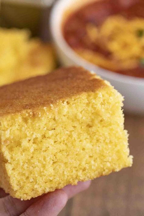 Classic Sweet Cornbread Moist Butter Cake Recipe, Cornbread Dinner, Johnny Cakes Recipe, Johnny Cake, Rich Cake, Butter Cake Recipe, Sweet Cornbread, Homemade Muffins, Corn Bread Recipe