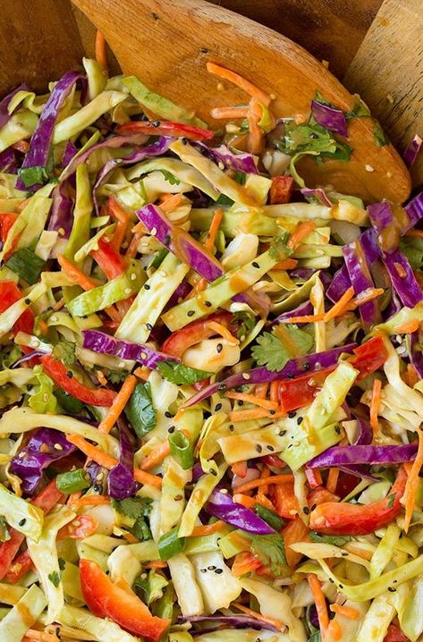 Asian Slaw Recipe (with Creamy Peanut Dressing!) - Cooking Classy Thai Slaw, Asian Slaw Recipe, Vegan Coleslaw, Rainbow Salad, Slaw Recipe, Asian Slaw, Peanut Dressing, Salad Meal Prep, Thai Peanut