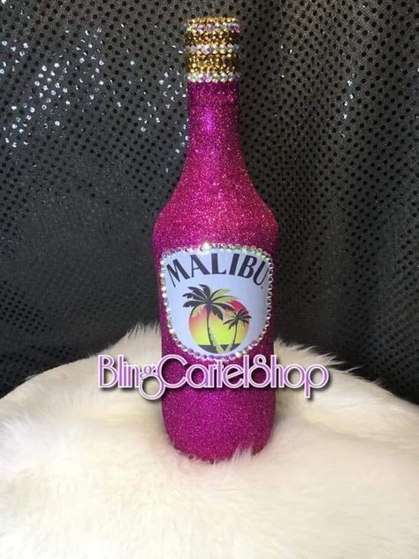 Bedazzled Malibu Bottle, Glitter Malibu Bottle, Badazled Alcohol Bottles, Malibu Bottle, Bedazzled Bottles, Alcohol Bottle Decorations, Crown Royal Apple, Bedazzled Bottle, Regalos Ideas