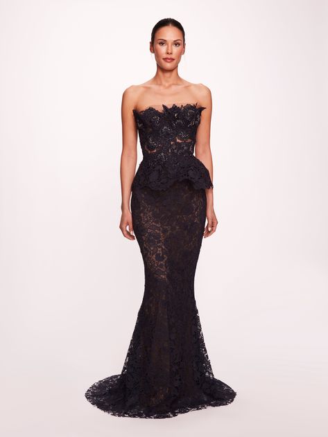 Marchesa Fashion, Peplum Gown, Resort 2024, Glamour Dress, Lace Outfit, Lace Peplum, Column Gown, Silk Lace, Tulle Gown