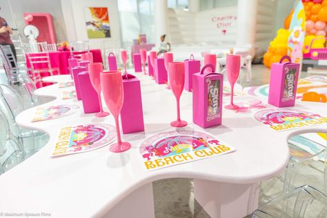 Charley’s 5th Malibu Barbie Beach Club | CatchMyParty.com Malibu Barbie Party, Malibu Barbie Birthday Party, Barbie Centerpieces, Barbie Birthday Party Ideas, Barbie Beach, Barbie Food, Barbie Birthday Party, Party Setup, Malibu Beaches