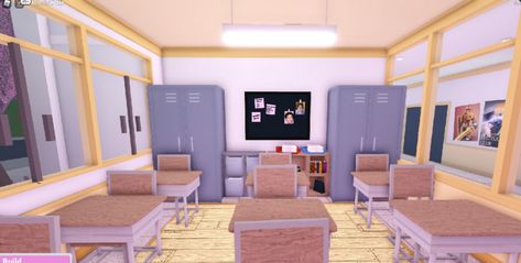 Bloxburg Mini School Layout, College Layout Bloxburg, School Floor Plan Bloxburg, Bloxburg School Gym Ideas, Bloxburg School Inspiration, Bloxburg School Layouts With Dorms Small Plot, Bloxburg Office Room, Bloxburg School Classroom Ideas, Bloxburg Boarding School Layout