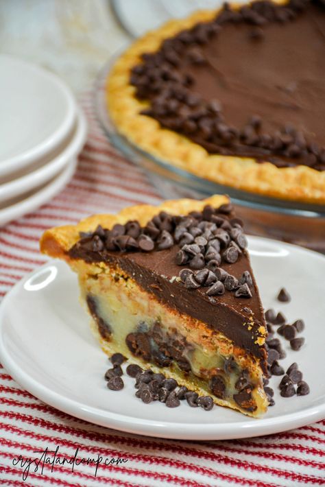 Discover the irresistible flavors of the classic Kentucky Derby Pie recipe. This delightful dessert combines a premade pie crust with a rich filling of sugar, unsalted sweet cream butter, and large eggs, enhanced by a splash of vanilla extract. With semi-sweet chocolate chips and chopped walnuts, this pie is a crowd-pleaser. It's the perfect treat for any occasion! Pie Recipes With Premade Crust, Flavored Pie Crust, Cheesecake Pound Cake Recipe, Walnut Pie Recipe, Kentucky Derby Pie Recipe, Derby Pie Recipe, Unique Pie Recipes, Pie Crust With Butter, Fall Pies Recipes