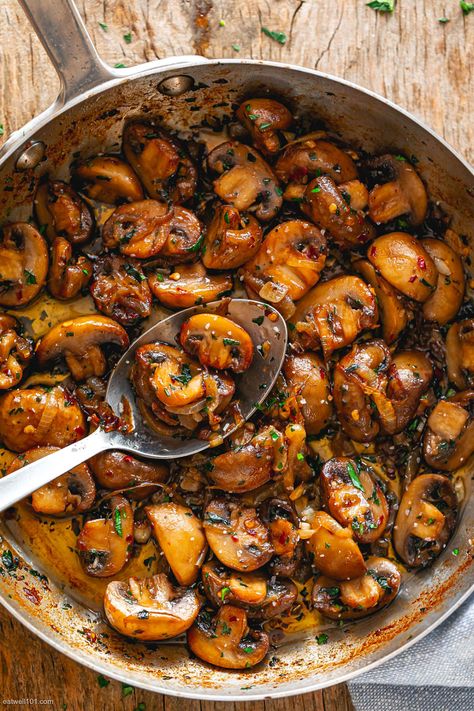 Butter Mushrooms, Garlic Butter Mushrooms, Canned Tuna, Clam Recipes, Garlic Mushrooms, Veggie Dishes, Mushroom Recipes, Garlic Butter, Banana Bread Recipes