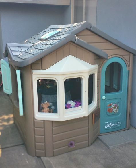 Step 2 Playhouse Renovation- this big, beautiful was one of my favorites to fix up! Step2 Playhouse Makeover, Step 2 Playhouse, Step 2 Playhouse Makeover, Playhouse Renovation, Playhouse Redo, Diy Playhouse Makeover, Dream Playhouse, Playhouse Decor, Playhouse Makeover