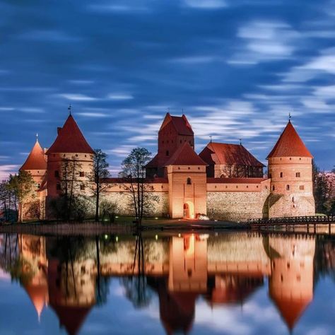 Trakai Island Castle  in Trakai Lithuania #TrakaiIslandCastle #TrakaiLithuania #Trakai #Lithuania #HeathrowGatwickCars.com Trakai Lithuania, Island Castle, Gatwick, Heathrow, From Instagram, Lithuania, Castle, House Styles, Instagram Post