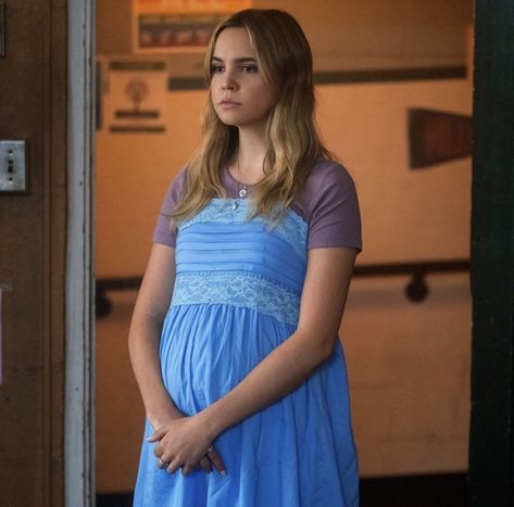 Image promotional of Imogen Adams 🤫 Imogen Adams Aesthetic, Imogen Adams, Dr Faceclaims, Pretty Little Liars Original Sin, Bailee Madison, Eternal Flame, Mom Friend, Celebrity Pics, Dream Outfits