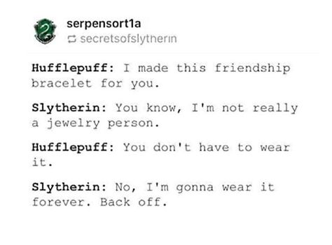 i love the slytherin-hufflepuff friendship Slytherin And Hufflepuff, Yer A Wizard Harry, Harry Potter Hufflepuff, Harry Potter Houses, Harry Potter Headcannons, Harry Potter Jokes, Harry Potter Obsession, Hogwarts Houses, Harry Potter Universal