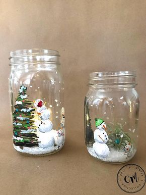 Mason Jar Snowman, Decorating A Christmas Tree, Baby Food Jar Crafts, Painted Snowman, Mason Jar Candle Holders, Snowman Family, Jar Candle Holder, Christmas Mason Jars, Painted Candles