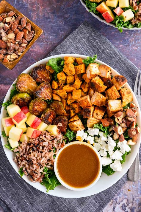 Autumn Harvest Bowl - Simply Scrumptious Eats Sweet Green Harvest Bowl Copycat, Harvest Chicken Bowl, Sweet Greens Harvest Bowl, Sweet Potato Harvest Bowl, Harvest Bowl Sweetgreen Recipe, Vegan Harvest Bowl, Winter Grain Bowl, Fall Grain Bowl, Vegetarian Grain Bowl