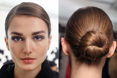 sleek low bun Low Bun Hairstyles, Sleek Bun, Peinados Recogidos, Low Bun, Sleek Hairstyles, Side Part, Hairstyles For Round Faces, Cool Haircuts, Hair Dos