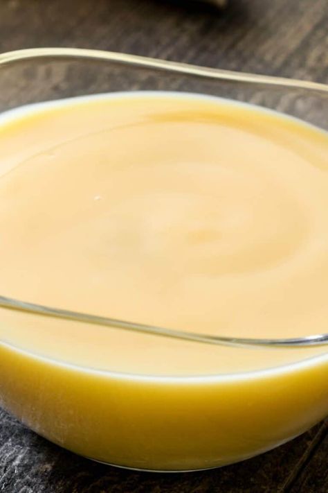 This keto custard is a delicious baked egg custard made with just 4 ingredients! Sugar free and full of vanilla flavor! Egg Custard Pudding, Waffle Sauce, Keto Egg Custard, Keto Custard, Baked Egg Custard, Egg Custard Recipes, Homemade Waffle, Keto Pudding, Custard Pudding