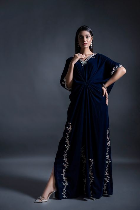 Navy Velvet Dress, Navy Blue Outfit, Mehndi Outfit, Embroidered Patterns, Girls Designer Dresses, Trendy Outfits Indian, Regal Elegance, All Colour, Pakistani Party Wear