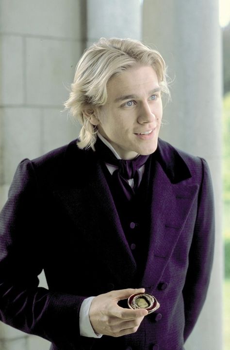 Alois?? É  você!? Omg! Raleigh Becket, Nicholas Nickleby, Character Inspiration Male, Jax Teller, Charlie Hunnam, 영감을 주는 캐릭터, The Villain, Brad Pitt, Jane Austen