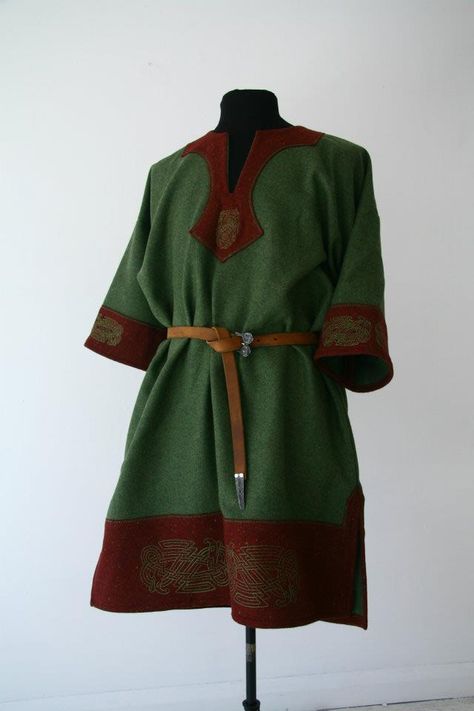 tunic Norway Clothes, Norse Clothing, Mens Garb, Medieval Tunic, Viking Tunic, Sca Garb, Viking Garb, Medieval Garb, Medieval Clothes