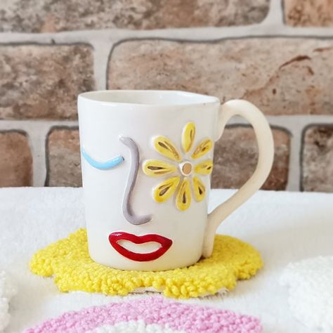 Hand Painted Candles, Clay Diy Projects, Handmade Cups, Painted Candles, Clay Mugs, Diy Crafts For Kids Easy, Ceramics Pottery Art, Pottery Cups, Ceramics Projects