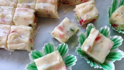 Sour Cream Fudge Recipe, Sour Cream Fudge, Holiday Fudge, Cream Fudge, Patriotic Desserts, Cream Candy, Candy Recipes Homemade, Christmas Candy Recipes, Cherry Candy