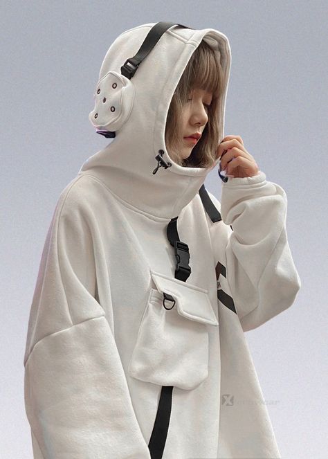 This hooded jacket is the latest design of Heavy Industry in 2022, and the redesigned brand logo has a more Warcore feel. Astronaut Inspired Fashion, Astronaut Inspired Outfit, Hoodie Pocket Design, Astronaut Clothes, Astronaut Fashion, Astronaut Outfit, Cyberpunk Hoodie, Techwear Hoodie, Goth Clothes