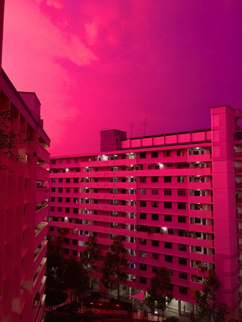 Hot Pink Sunset Wallpaper, Bright Pink Aesthetic Pictures, Fluorescent Pink Aesthetic, Fucshia Pink Aesthetic, Hot Pink And Yellow Aesthetic, Hot Pink Asthetic Wallpers, Chill Pink Aesthetic, Pink City Aesthetic Night, Hot Pink Aesthetic Vintage