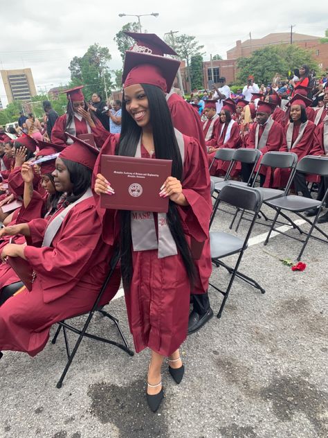 Red Cap And Gown Graduation, Maroon Cap And Gown Graduation Outfit, High School Graduation Black Women, University Graduation Black Women, Black College Grad Aesthetic, Black Girls Graduation, Black Female Graduation Pictures, High School Graduation Pictures, Cap And Gown Pictures