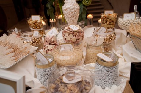 Wedding Ideas: Ideas for a Neutral Colored Wedding Gold Candy Bar, Gold Candy Buffet, White Candy Buffet, Cheap Candy, Tea Wedding Favors, Candy Buffet Wedding, Candy Bar Wedding, Gold Candy, Edible Wedding Favors