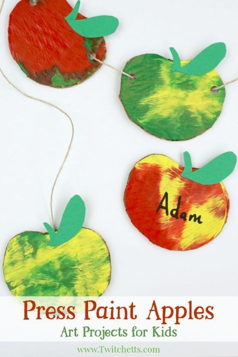 This apple themed press painted garland is so much fun to make! Apples are the perfect way to decorate a classroom for back to school or your living room for fall. Plus your kids will love that can help make them! #apple #art #decor #classroomdecor #preschoolart #artprojectsforkids #twitchetts Apple Craft For Kids, Apple Crafts For Kids, Apple Boats, Fall Dinner Table, Apple Art Projects, Apple Crafts Preschool, Decorate A Classroom, Apple Garland, Apple Kindergarten