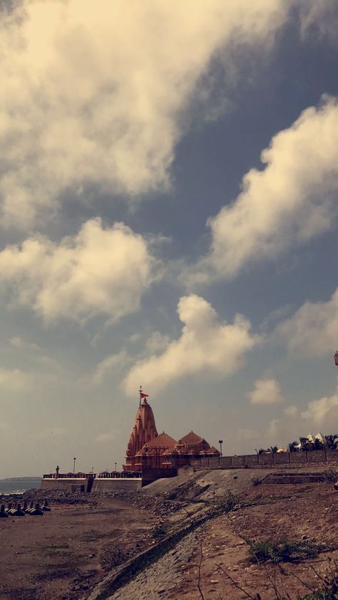 Somnath Temple Photography, Gujarat Aesthetic, Gujarat Photography, 12 Jyotirlinga, Somnath Temple, Attitude Bio, Bus Skin, Hanuman Hd, Bus Skin Design