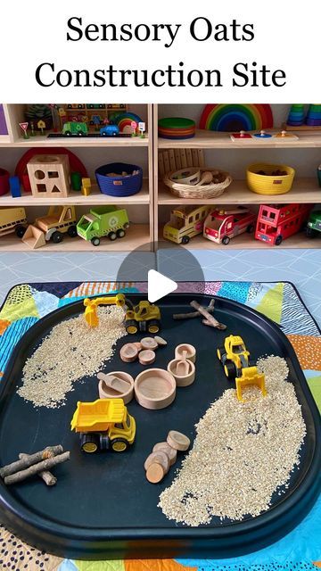 Anthea | Early Learning Play on Instagram: "•CONSTRUCTION SIGHT WITH OATS •   🚜 🚜 🚜 🚜 🚜 🚜 🚜  Come along and watch me set up a construction site for Mr4 only using natural materials with oats paired with our ‘4 Pack Construction Vehicles’ on our black ‘Tuff Tray’.   What do you think???   So simple and effective!   💡 Don’t forget to lay down your @rudienudie_designs waterproof mat allowing clean up to be super quick and easy.  ❤️ Use code EARLYLEARNING10 at checkout for discount. Link in BIO  • • • • • #recycleplay #kidsbookshelf #recycling #playroominspo #recycledmaterials#woodenshelf  #montessorishelf#woodenshelfie #toystorage#toyroom#playroom#bookstorage #montessori #childrensbooks#toyrotation#shelfie #openendedtoys#kmartaus" Construction Tuff Tray, Montessori Shelf, Tuff Tray, Open Ended Toys, Tray Ideas, Messy Play, Bookshelves Kids, Play Ideas, Construction Vehicles