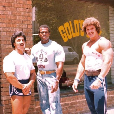 Golden Era Legends on Instagram: “Golden era guys! - Free shorts and socks with every order. Link in bio for our old school gym clothing. Shipped worldwide.” 80s Athletic Fashion, 80s Gym Outfit, School Gym Outfits, Old School Gym, Bodybuilding Clothing, Gym Outfit Men, School Gym, Gym Clothing, Golds Gym