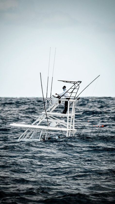 Boat Detailing, Deep Sea Fishing Boats, Yacht Photography, Ocean Fishing Boats, Hatteras Yachts, Center Console Fishing Boats, Fishing Yachts, Offshore Boats, Yacht Interior Design