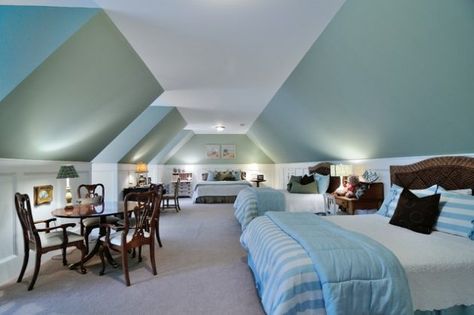 Attic Bonus Room Ideas, Attic Bonus Room, Attic Game Room, Bonus Room Decorating, Bonus Room Bedroom, Bonus Room Design, Room Above Garage, Small Attic, Attic Design