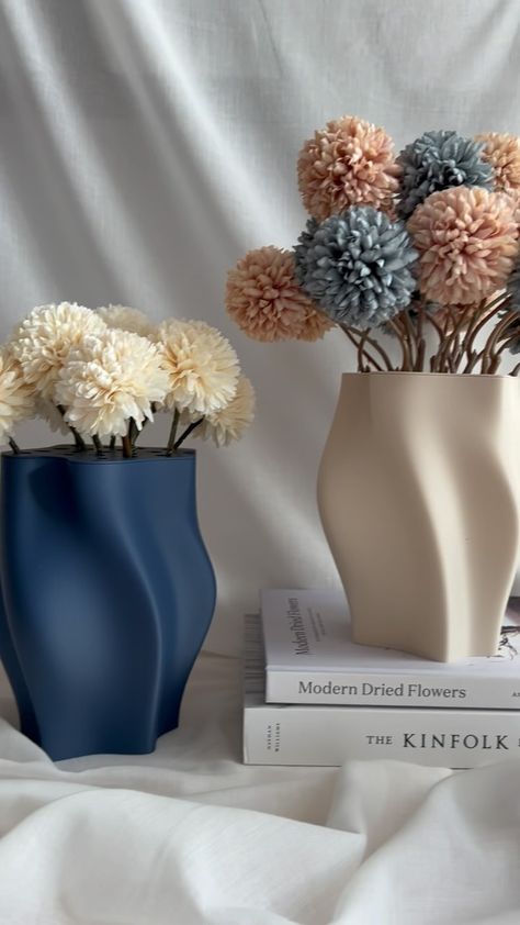 guma.designs | 3D printed homedecor (@guma.designs) • Instagram-Fotos und -Videos Aesthetic Interior, 3d Printed Objects, Vase Arrangements, June 17, 3d Printed, Interior Styling, Home Accessories, 3d Printing, Flower Arrangements