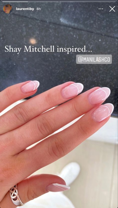 Oval Shape Nail Ideas, Simple Nail Trends 2023, Nail Inspo Bachelorette, Nails For Recruitment, Nail Designs For Senior Pictures, Classy Bridal Nails Simple, Wedding Nails For Bride Acrylic Oval, Shorter Summer Nails, Short Simple Oval Nails