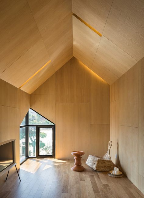 Plywood Interior Design, Mountain House Interior, Plywood Wall Paneling, Plywood House, Plywood Interior, Plywood Walls, Family Room Walls, Build A House, Attic Design