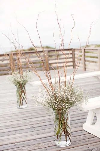 Curly Willow Branch Wedding Centerpiece | Lilac Wedding Bouquet, Branch Centerpieces, Decorations Flowers, Ceremony Arrangement, Cheap Wedding Decorations, Deco Champetre, Lilac Wedding, Tall Vases, Wedding Table Centerpieces