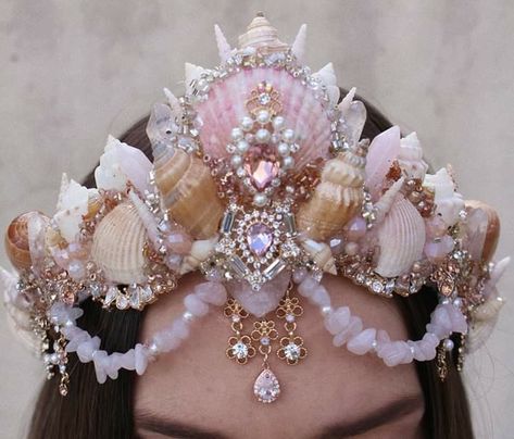 Fantasy Crowns, Mermaid Headpiece, Siren Costume, Pastel Candle, Shell Crowns, Fantasy Crown, Crown Aesthetic, Unique Hair Accessories, Mermaid Crown