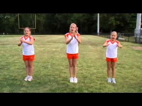 Peewee Cheerleading, Peewee Cheer, Youth Cheerleading, Cheers And Chants, Pep Rally Games, Rally Games, Cheer Dance Routines, Kids Cheering, Youth Cheer